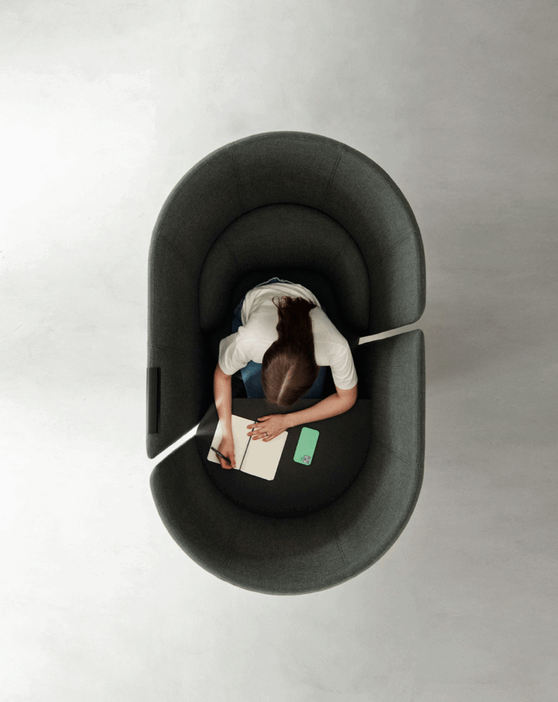 Concevoir des espaces pour tous les cerveaux : architecture intérieure et neurodiversité.